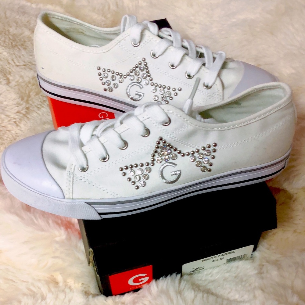 White G by guess shoes